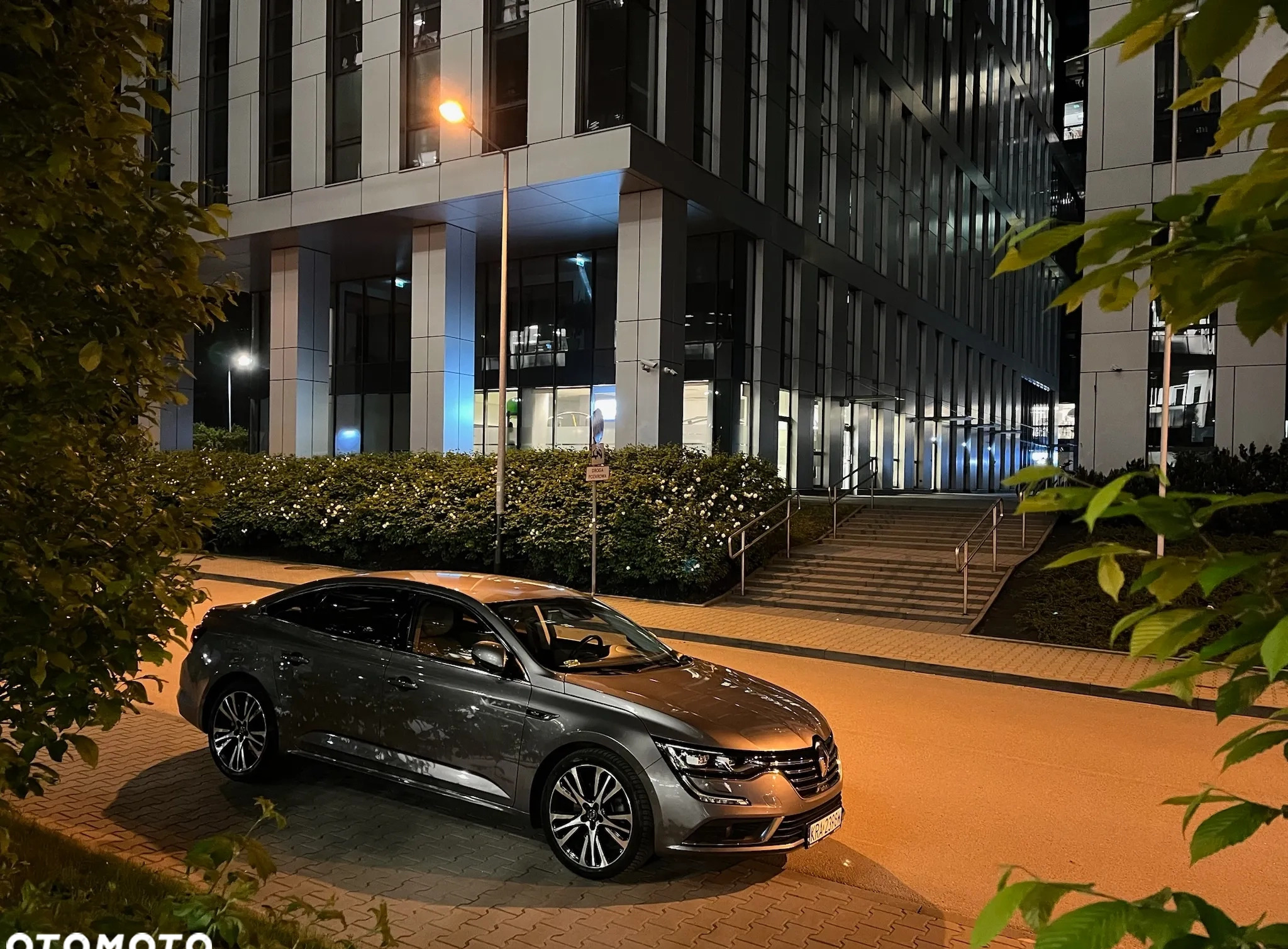 Renault Talisman cena 69500 przebieg: 130000, rok produkcji 2015 z Kraków małe 781